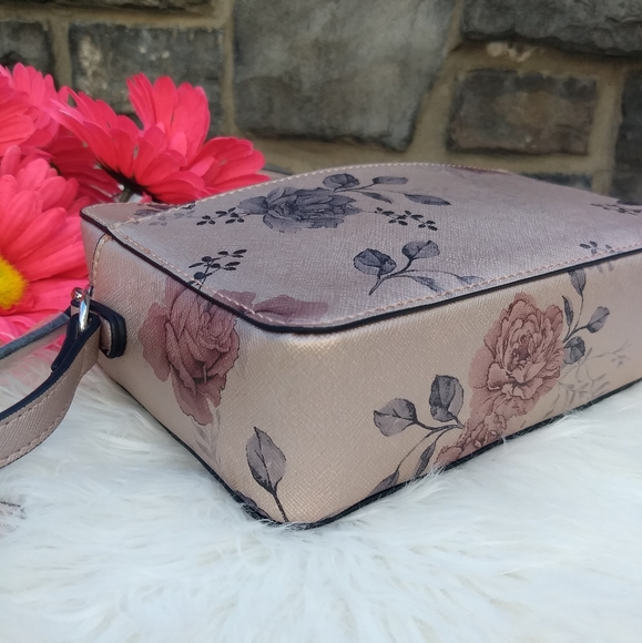 RARE Guess Rose Gold Floral Mini Campos Crossbody Bag - Picture 7 of 16